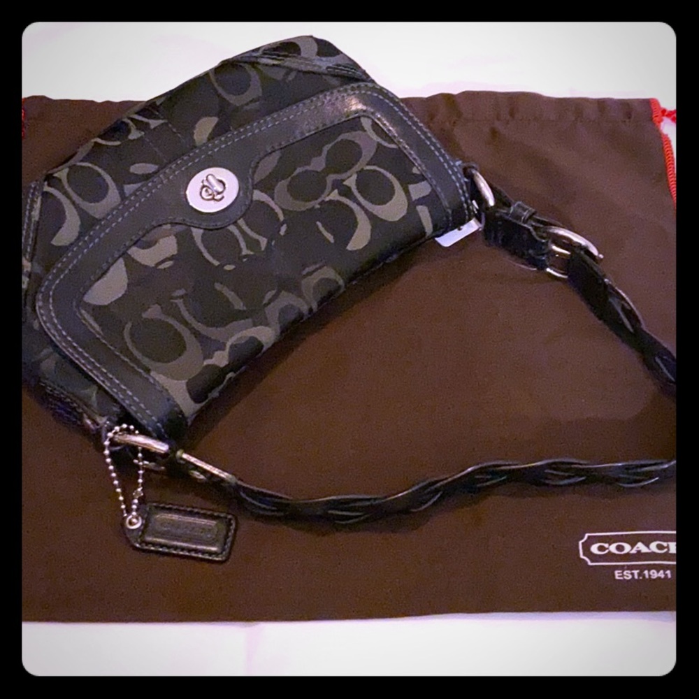 Coach Black Logo small Shoulder bag